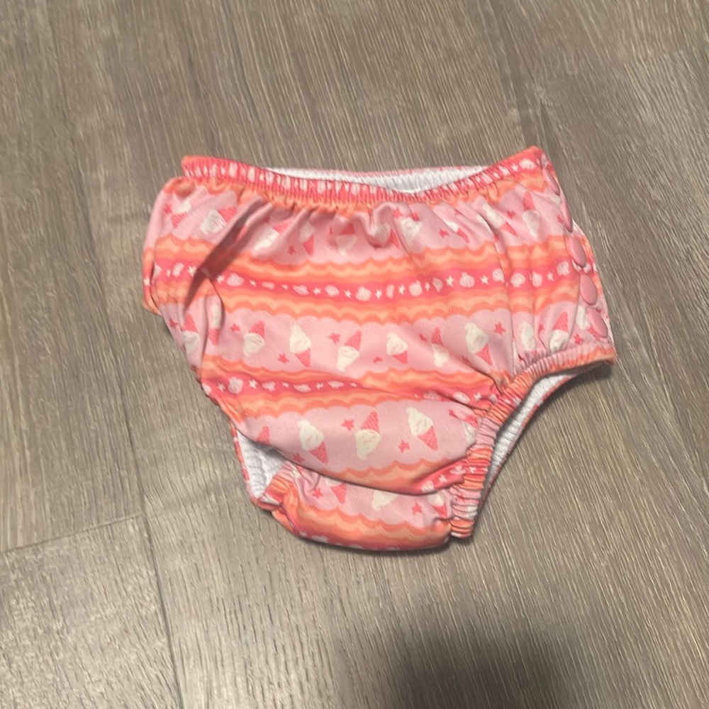 Green sprouts Ice cream water diaper size 18M EUC